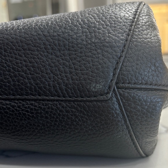 Marc Jacobs Pebbled Black Leather Tote Bag - Picture 3 of 12